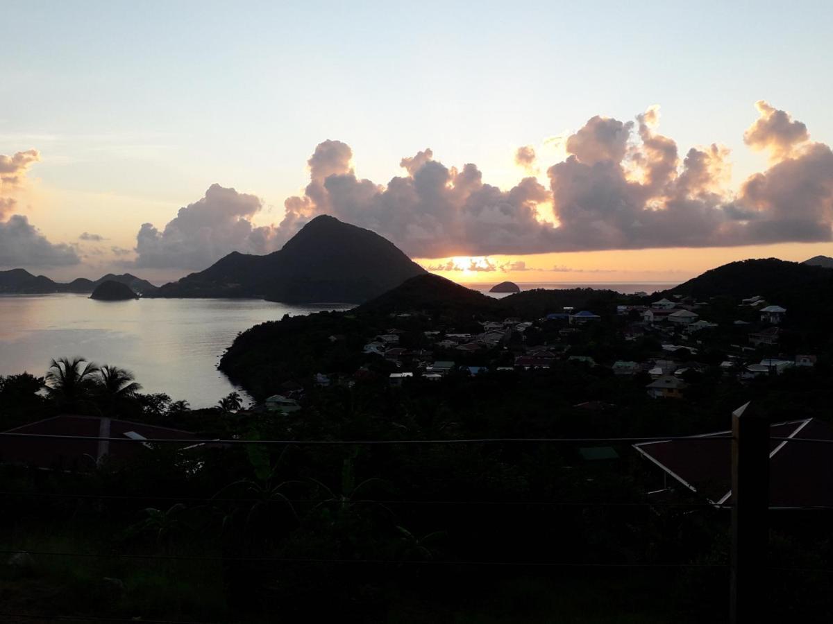 Ti Kaz Anoli Vue Epoustouflante Sur La Baie Terre-de-Bas Exterior foto