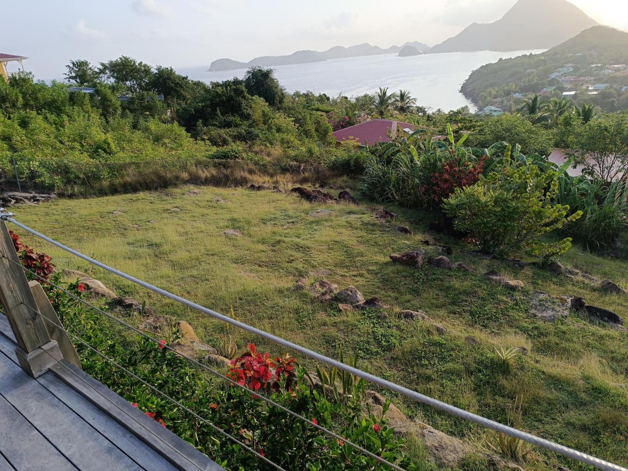 Ti Kaz Anoli Vue Epoustouflante Sur La Baie Terre-de-Bas Exterior foto